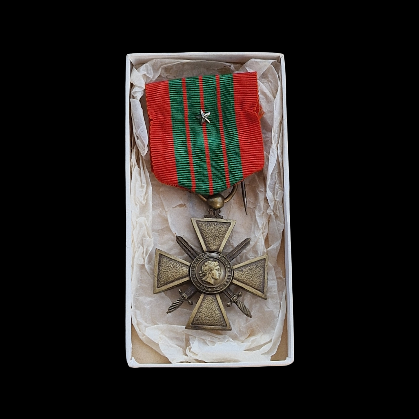 WW2 French Croix de Guerre France Medal, in Box