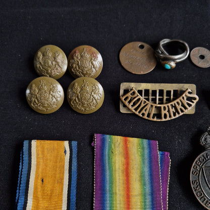 Royal Berkshire Regiment - WW1 Medals & Badges - Newark Cricket Silver Medals - Bucks Special Constable 1914