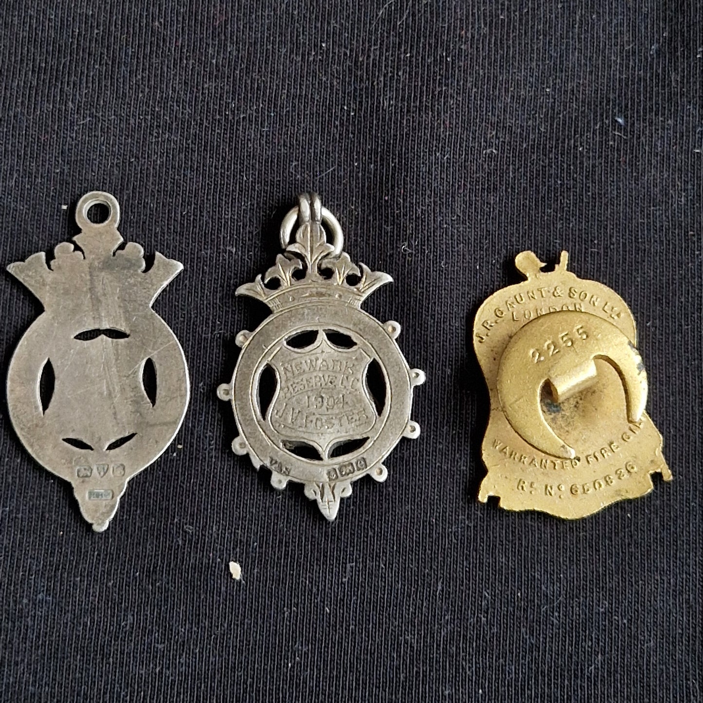 Royal Berkshire Regiment - WW1 Medals & Badges - Newark Cricket Silver Medals - Bucks Special Constable 1914