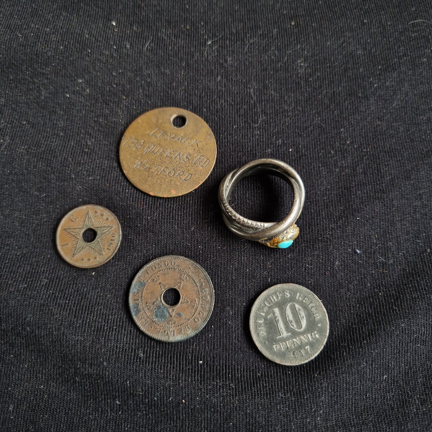 Royal Berkshire Regiment - WW1 Medals & Badges - Newark Cricket Silver Medals - Bucks Special Constable 1914