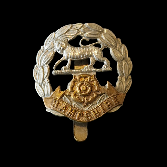 WW1 Hampshire Regiment Cap Badge – Genuine British Great War Insignia