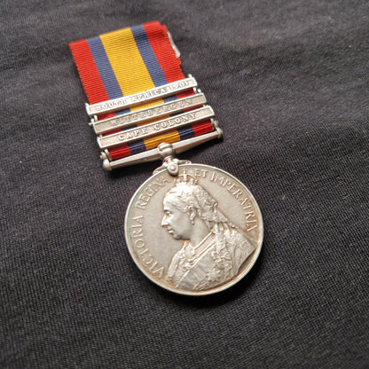 Black Watch (Royal Highlanders) - Queen's South Africa Medal - Kirkcaldy