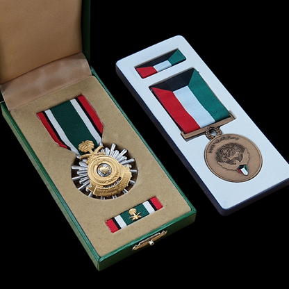 Royal Electrical & Mechanical Engineers Gulf War Northern Ireland Long Service Medal Group