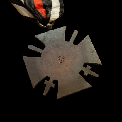 WW1 German Honour Cross of the World War 1914–1918 with Swords Hindenburg Cross