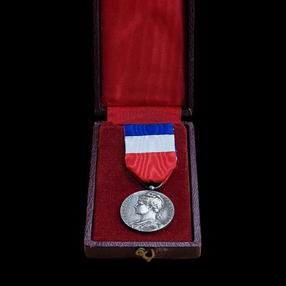 French Medal of Honour of Labour (Medaille D'Honneur du Travail) in Box