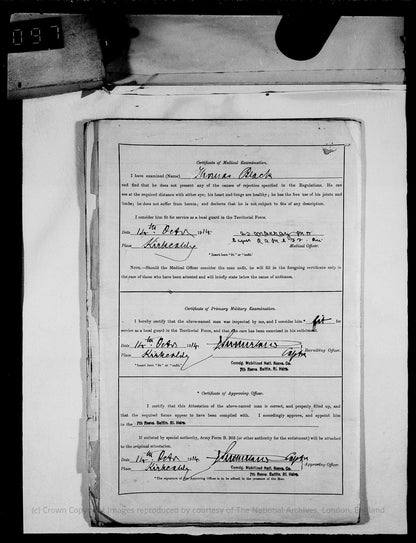 Black Watch (Royal Highlanders) - Queen's South Africa Medal - Kirkcaldy